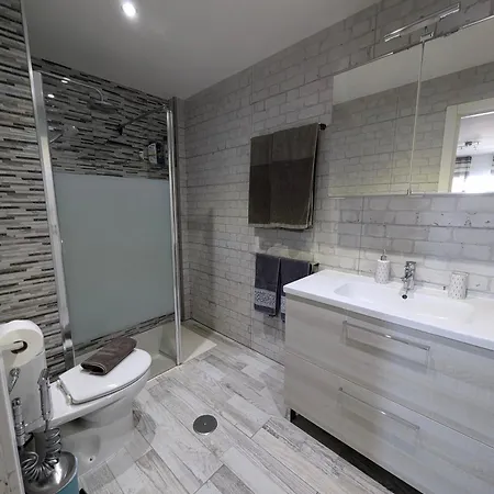 Cozy In Cristianos Apartament