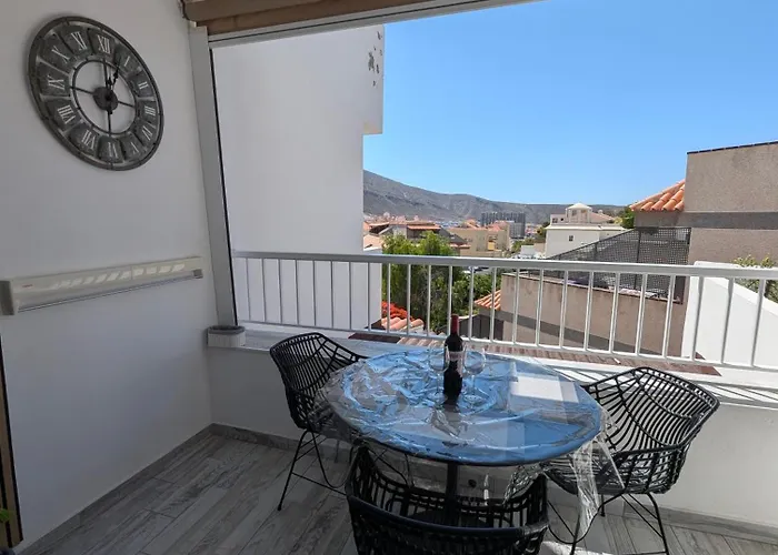 Cozy In Cristianos Apartamento